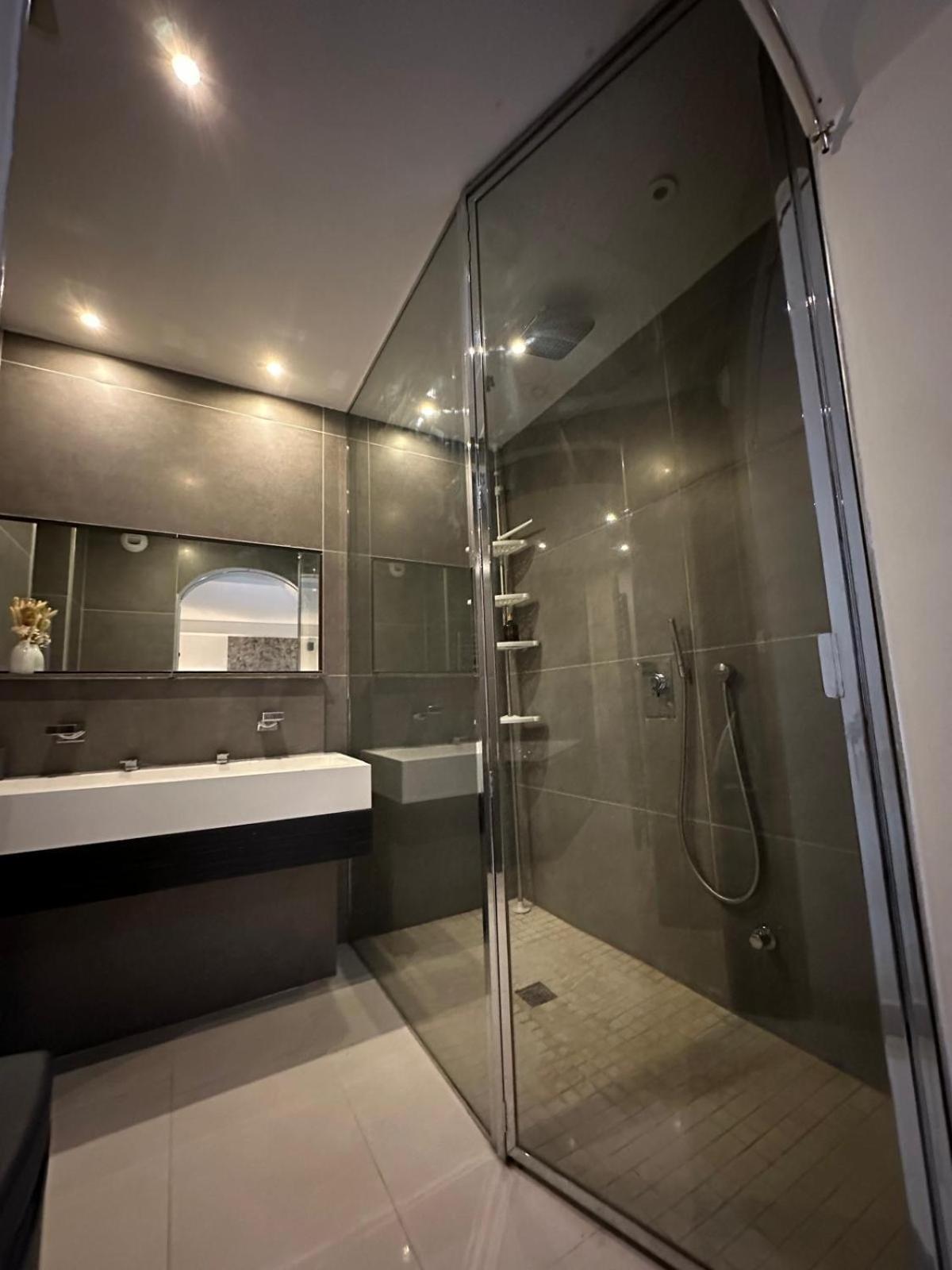 Les Champs Elysees-125M2 Modern And Spacious 파리 외부 사진